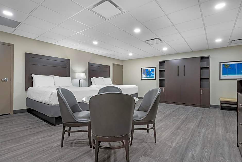 Best Western Plus Port O'Call Hotel