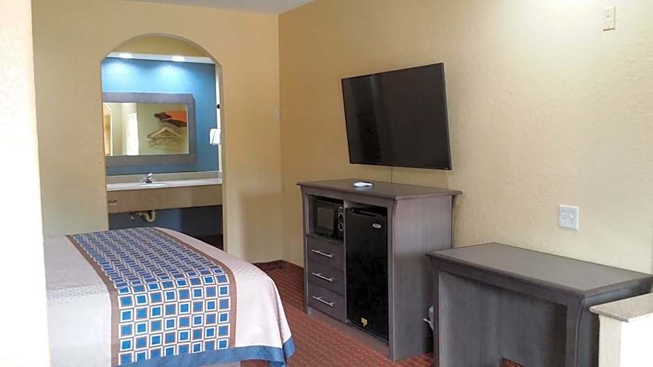 Americas Best Value Inn & Suites Houston NE