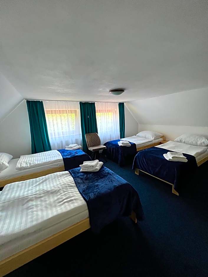 7Rooms