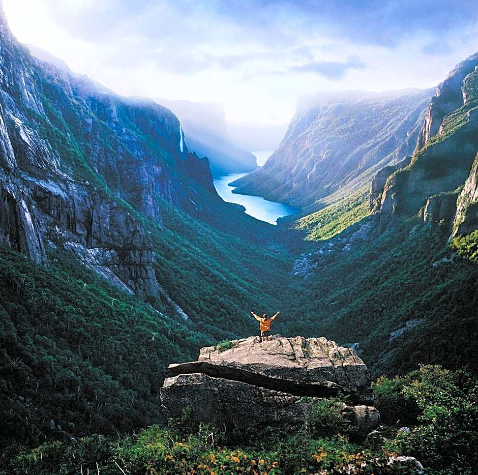 Deer Lake Horizon Hotel