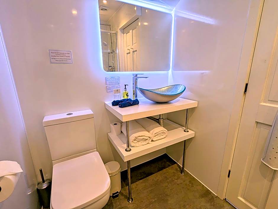 The Claremont Hotel-Adult Only