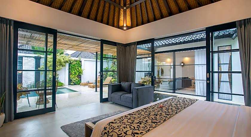 The Kons Villa Bali Seminyak