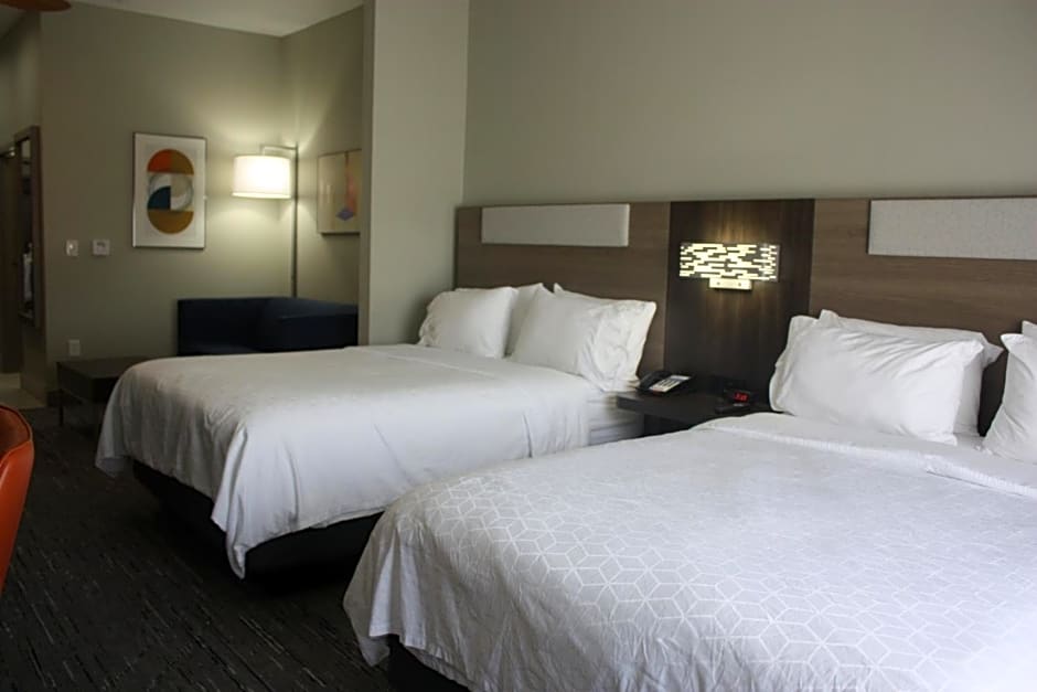 Holiday Inn Express Hotel & Suites Shamrock North By IHG