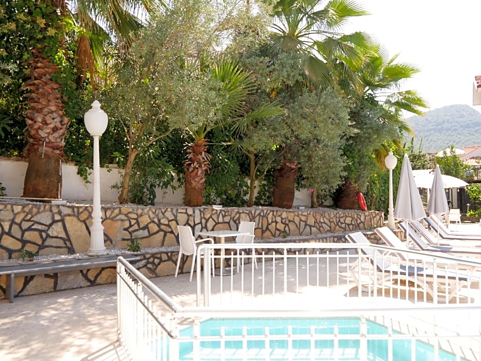 Nefis Hotel Ölüdeniz