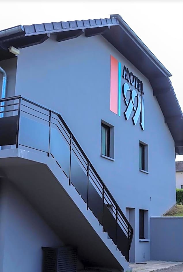 Motel 991