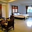 Pakchong Town Hotel