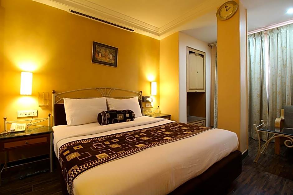 Hotel Gurukripa Daman