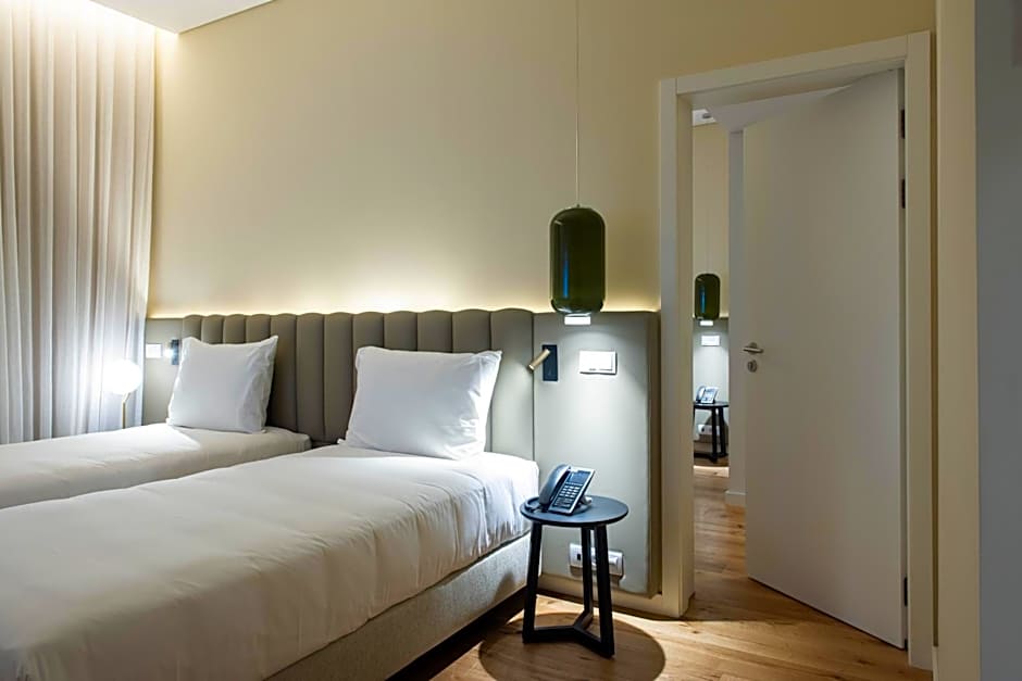 Sines Sea View Business & Leisure Hotel