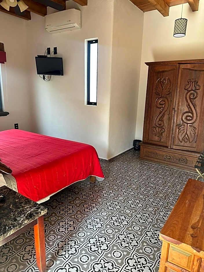 Hotel Casa Alvarada