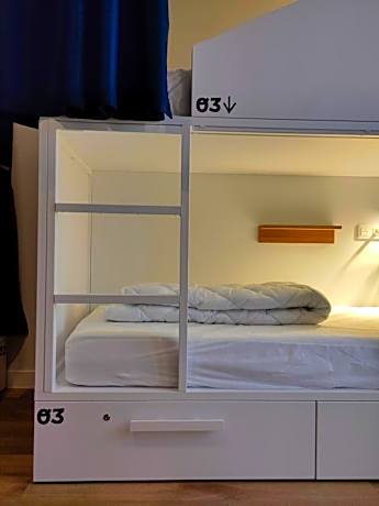 Bunk Bed in 4-Bed Mixed Dormitory Room