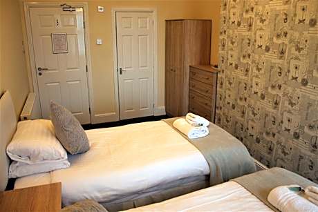 Twin Room with Sea View