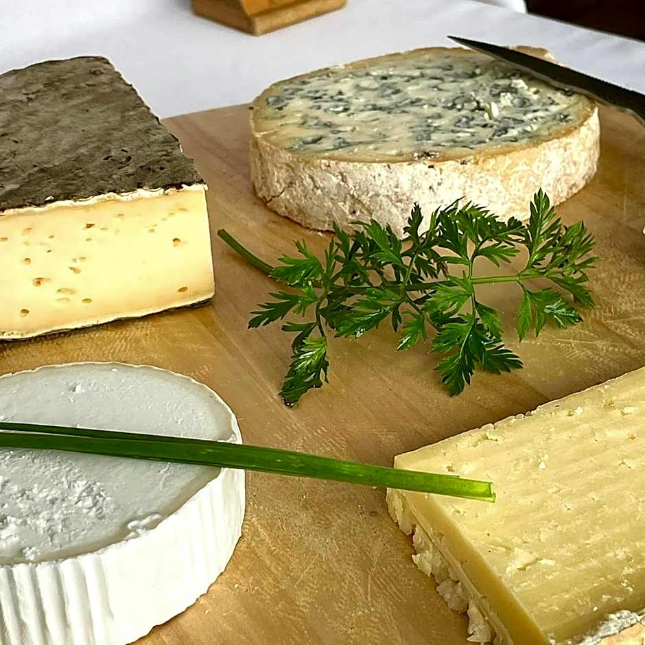 Hôtel Restaurant Le Grillon