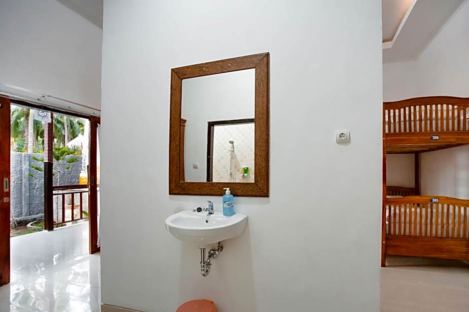 Double'D Hostel
