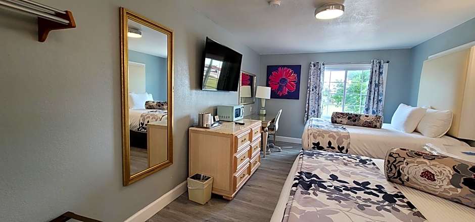 Dragonfly Inn & Suites