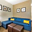 Comfort Inn & Suites Near Six Flags & Medical Center