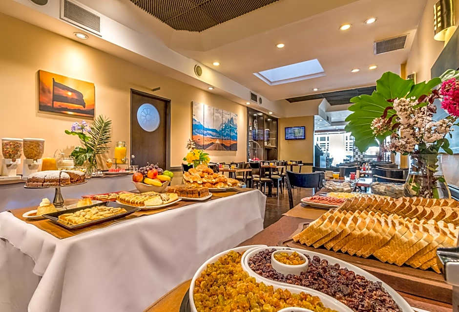 Up Viamonte Hotel