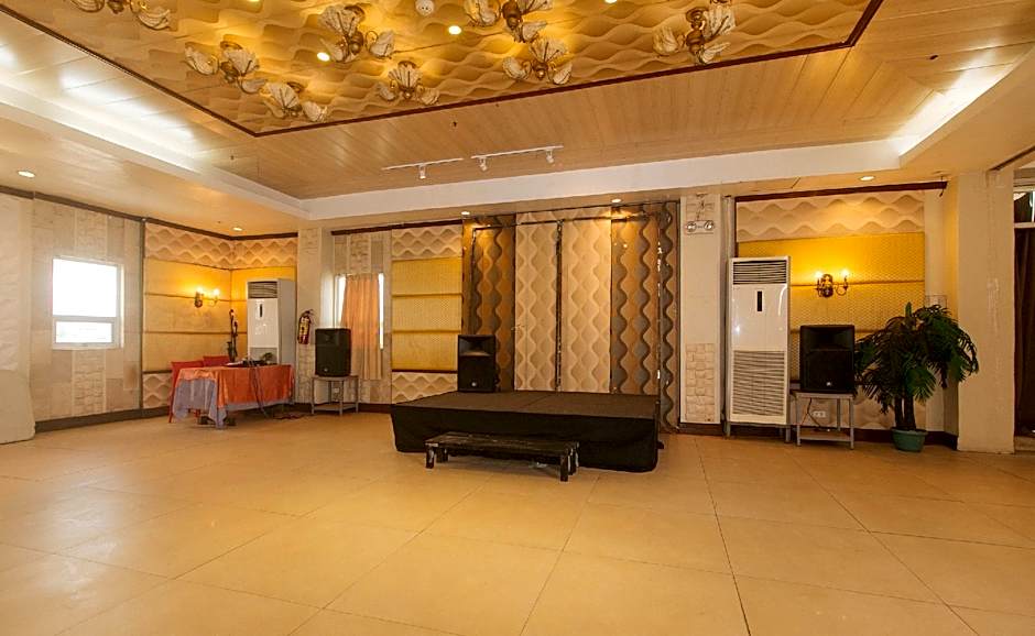 RedDoorz Plus near UV Mandaue Cebu