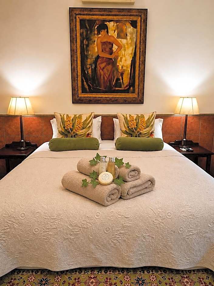 A Tapestry Garden Guest House