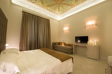 Superior Deluxe Double or Twin Room