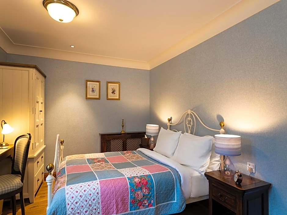 The Whispering Pine Lodge