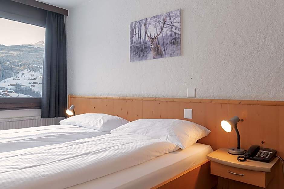 Jungfrau Lodge, Annex Crystal