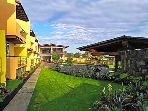 Hotel 7 Cabañas