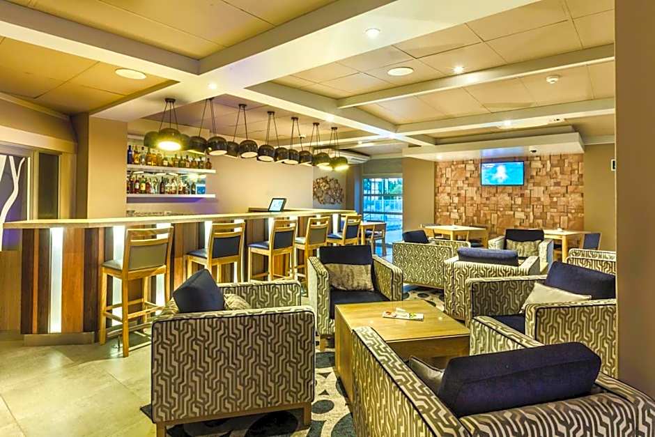 Peermont Metcourt Hotel