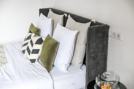 Deluxe Double Room with Bath
