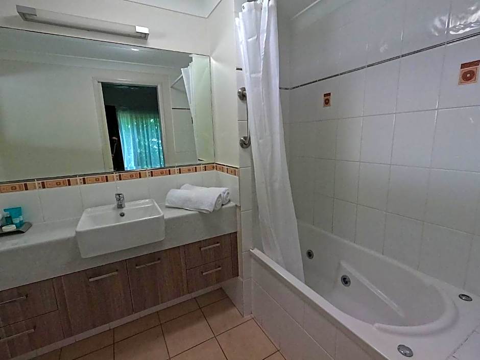 Central Plaza Port Douglas