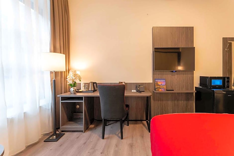 PLAZA Premium Den Haag City Center