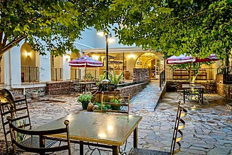 Nolangeni Hotel
