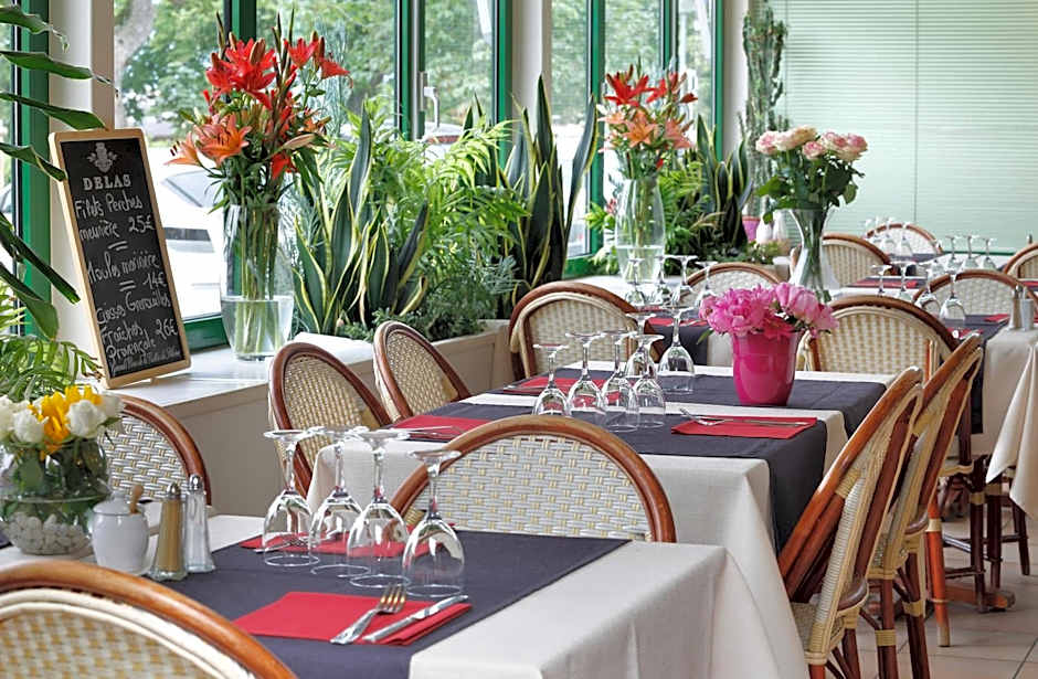 HOTEL LES MARRONNIERS