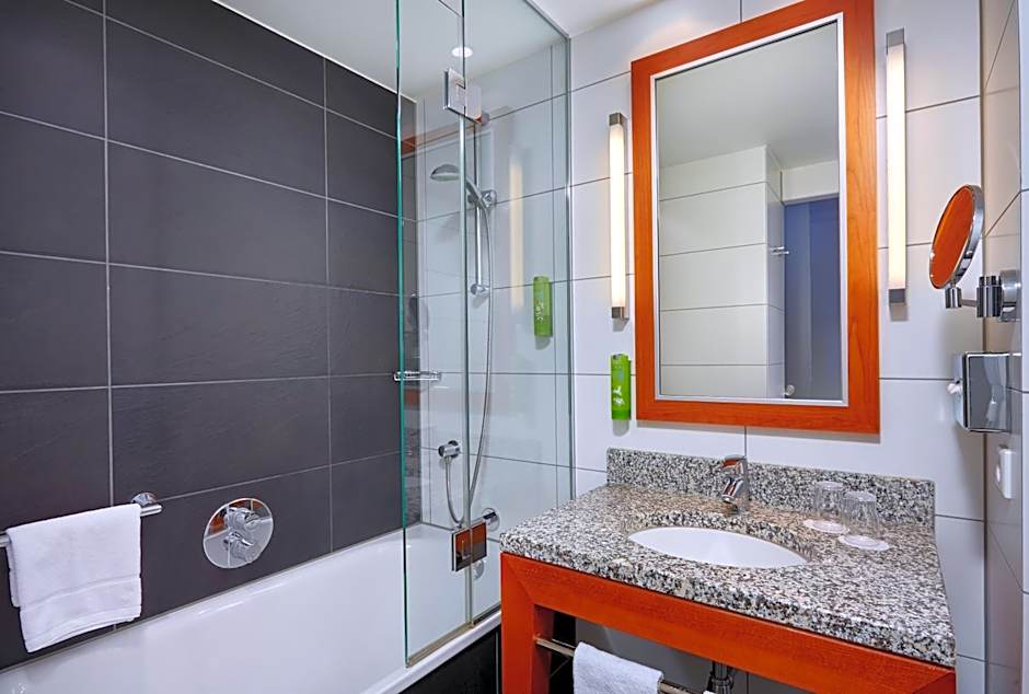 Holiday Inn Berlin-Alexanderplatz, an IHG Hotel