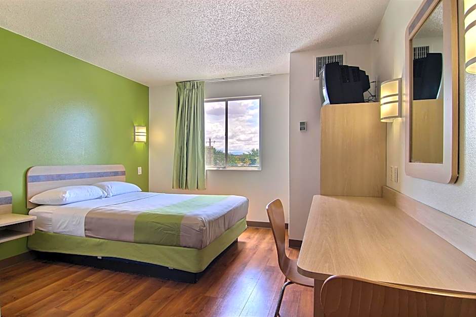 Motel 6-Albuquerque, NM - North