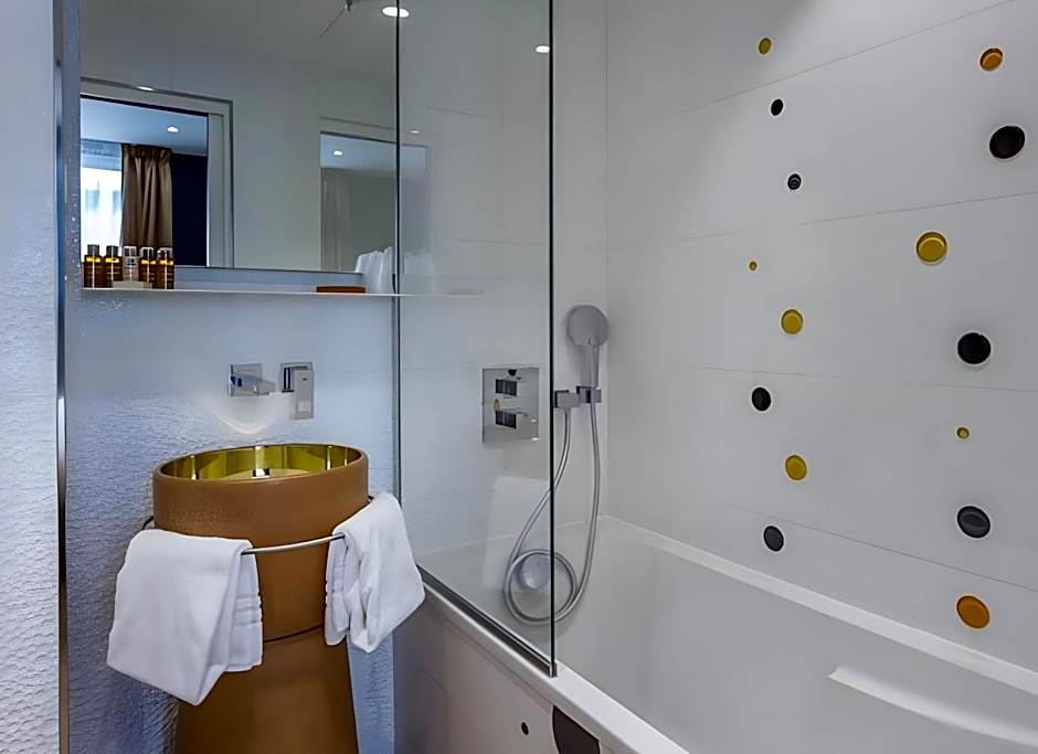 Hotel Les Bulles De Paris