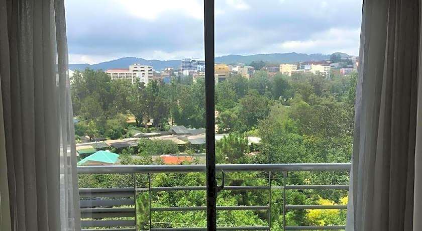 Baguio Burnham Suites Hotel