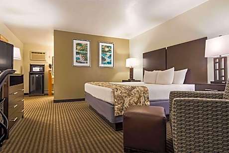 King Room with Sofa Bed - Non-Smoking