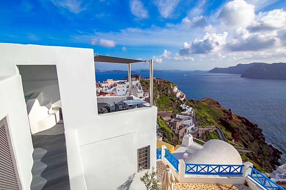 Theodora Suites