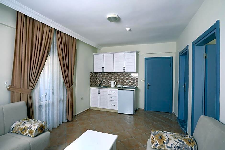 Summer Garden Suites Beach Hotel