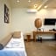 Monarco Executive Rooms