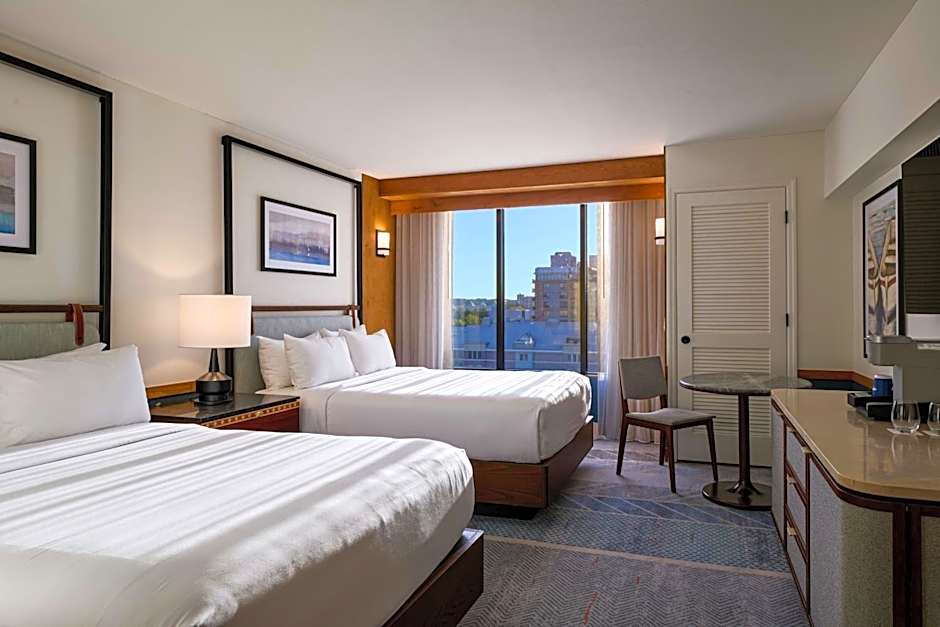 Merriweather Lakehouse Hotel, Autograph Collection