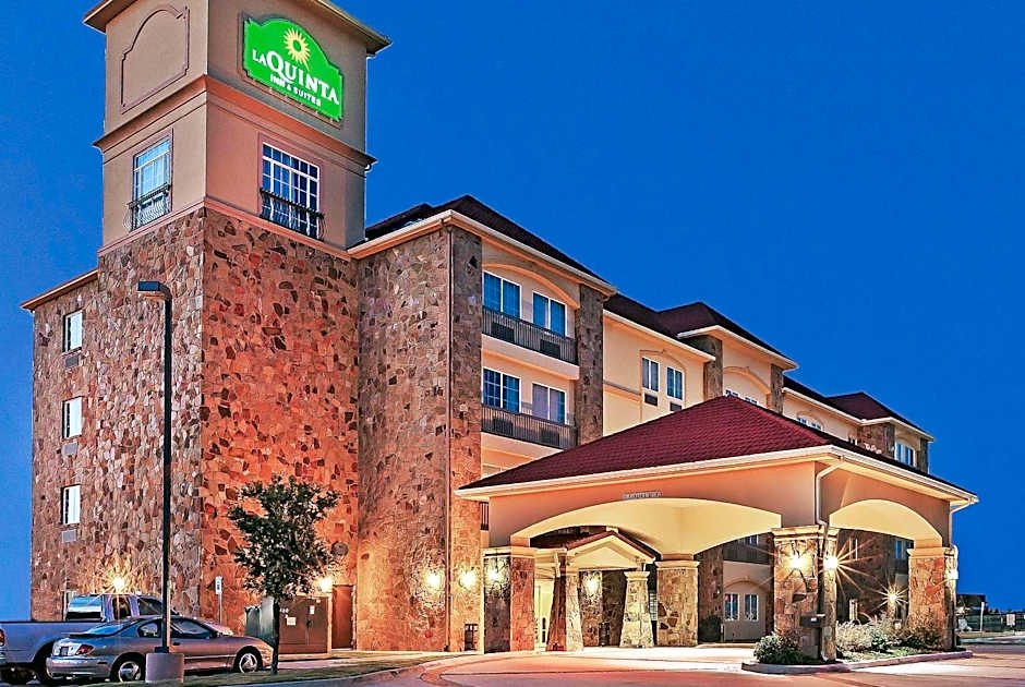 La Quinta Inn & Suites by Wyndham Mckinney