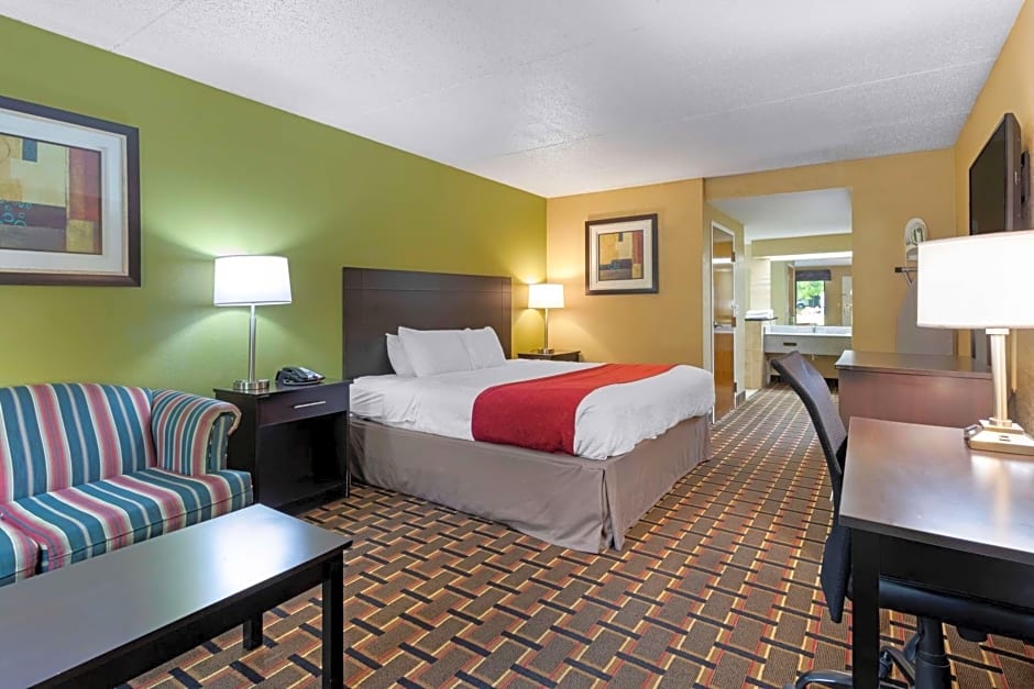 SureStay Hotel by Best Western Lenoir City