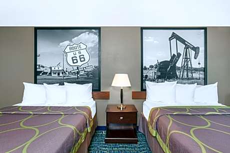 Queen Room with Two Queen Beds - Non-Smoking