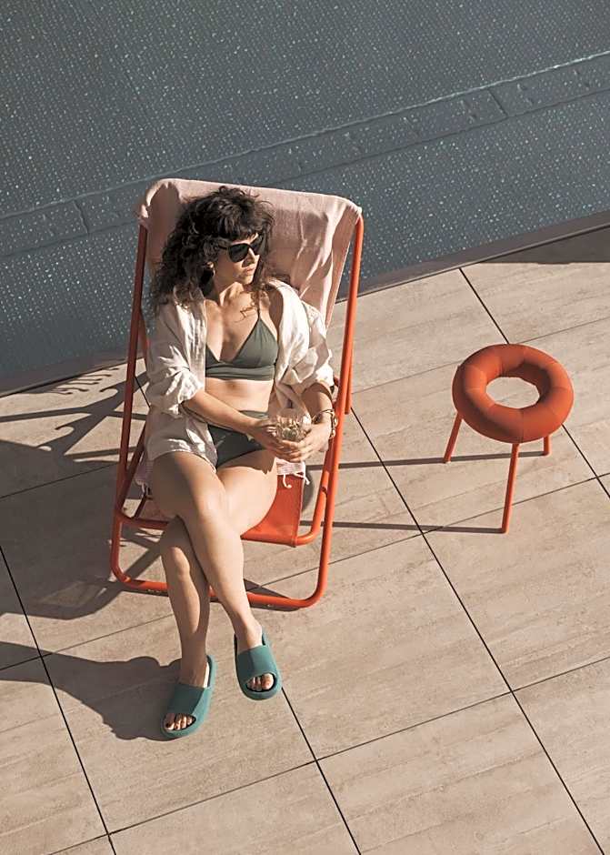 GOING TRIPLE A apartments WEST