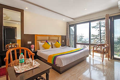 Itsy Hotels Avantika With Forest View