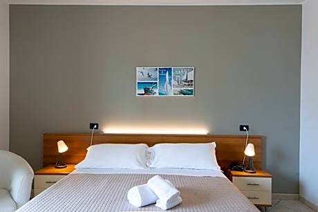 Single Room with Balcony