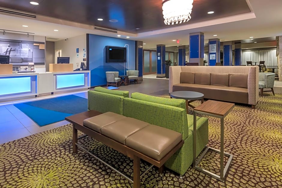 Holiday Inn Express Hays