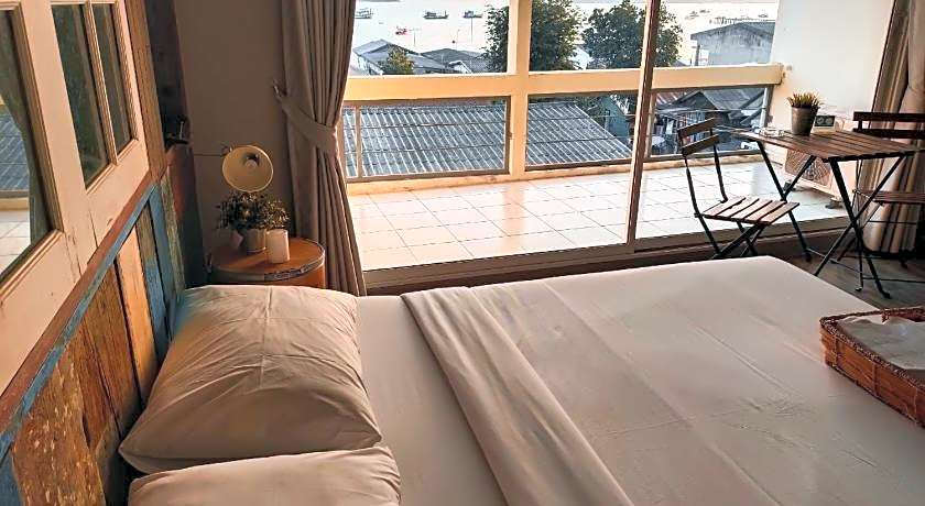 Sattahiptale Boutique Guesthouse & Hostel