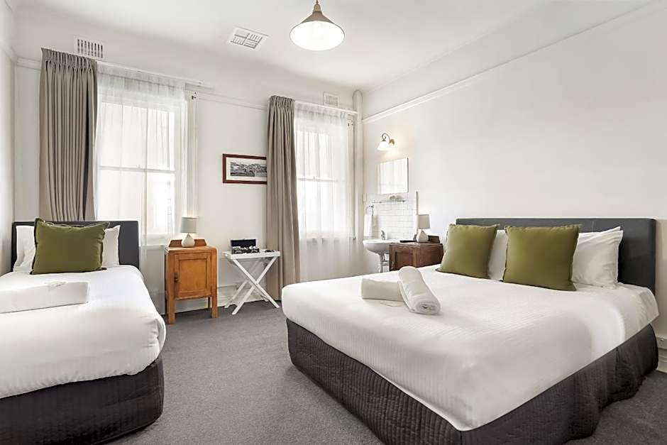 Grand View Hotel